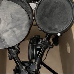 alesis electric drumset