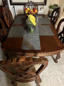 Dinning table 