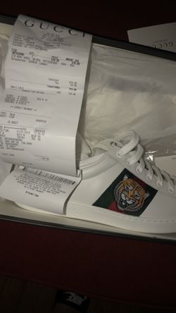 For sale Gucci shoes new never used size 7 men