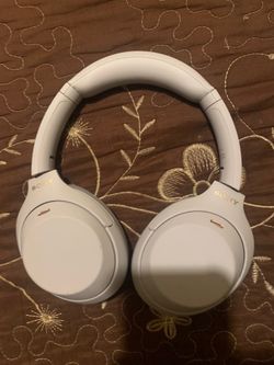 Sony Wh-1000xm4 Bluetooth headphones
