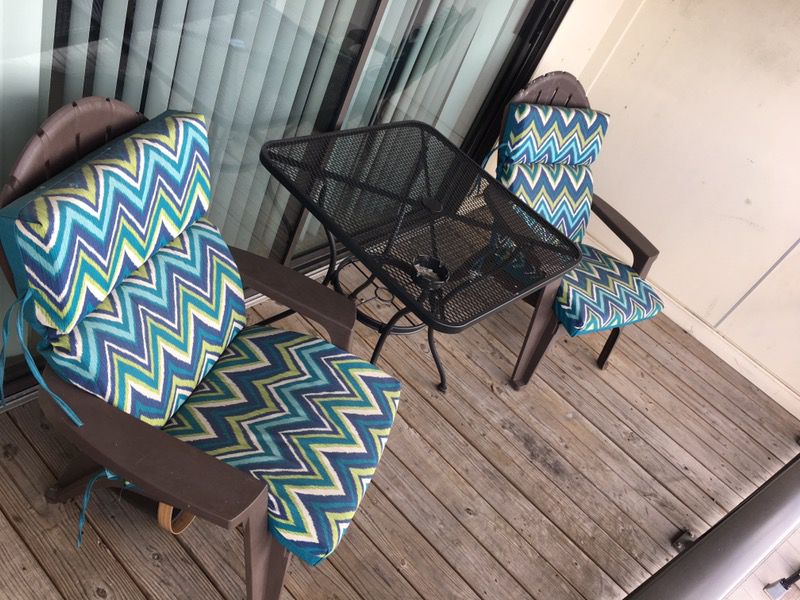 Patio table and chairs (with cushions)