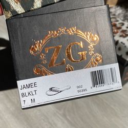 ZIGI girl Shoes Flats Size 7 White Or Black 2 Pairs 