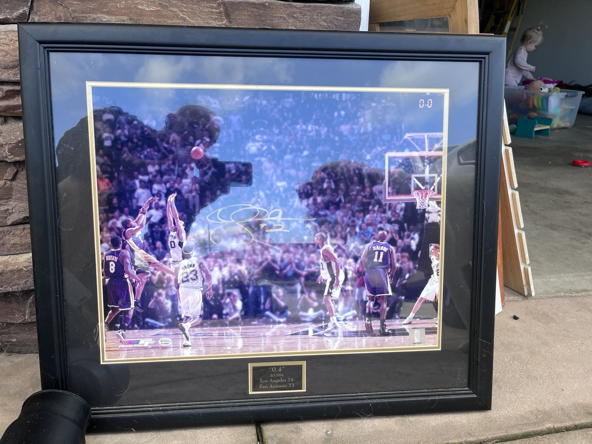 Derek Fisher Signed 0.4 Shot