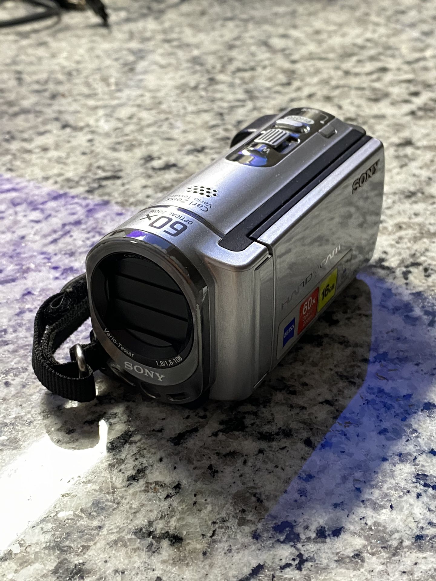 Sony Handycam camcorder 60x optical zoom