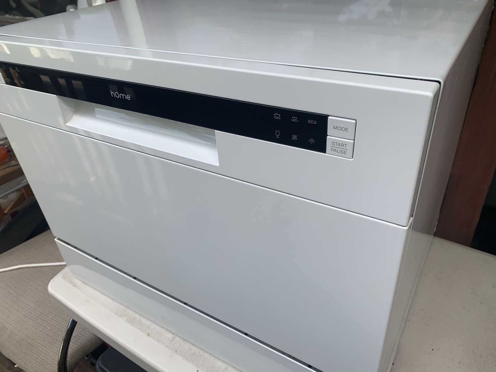 hOmeLabs Compact Countertop Dishwasher - Energy Star Portable Mini Dish Washer in Stainless Steel Interior for Small Apartment Office and Home Kitchen