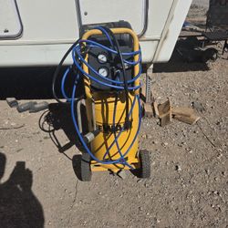 Dealt Air Compressor 