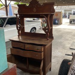 Old School Dresser w/ Mirror Area