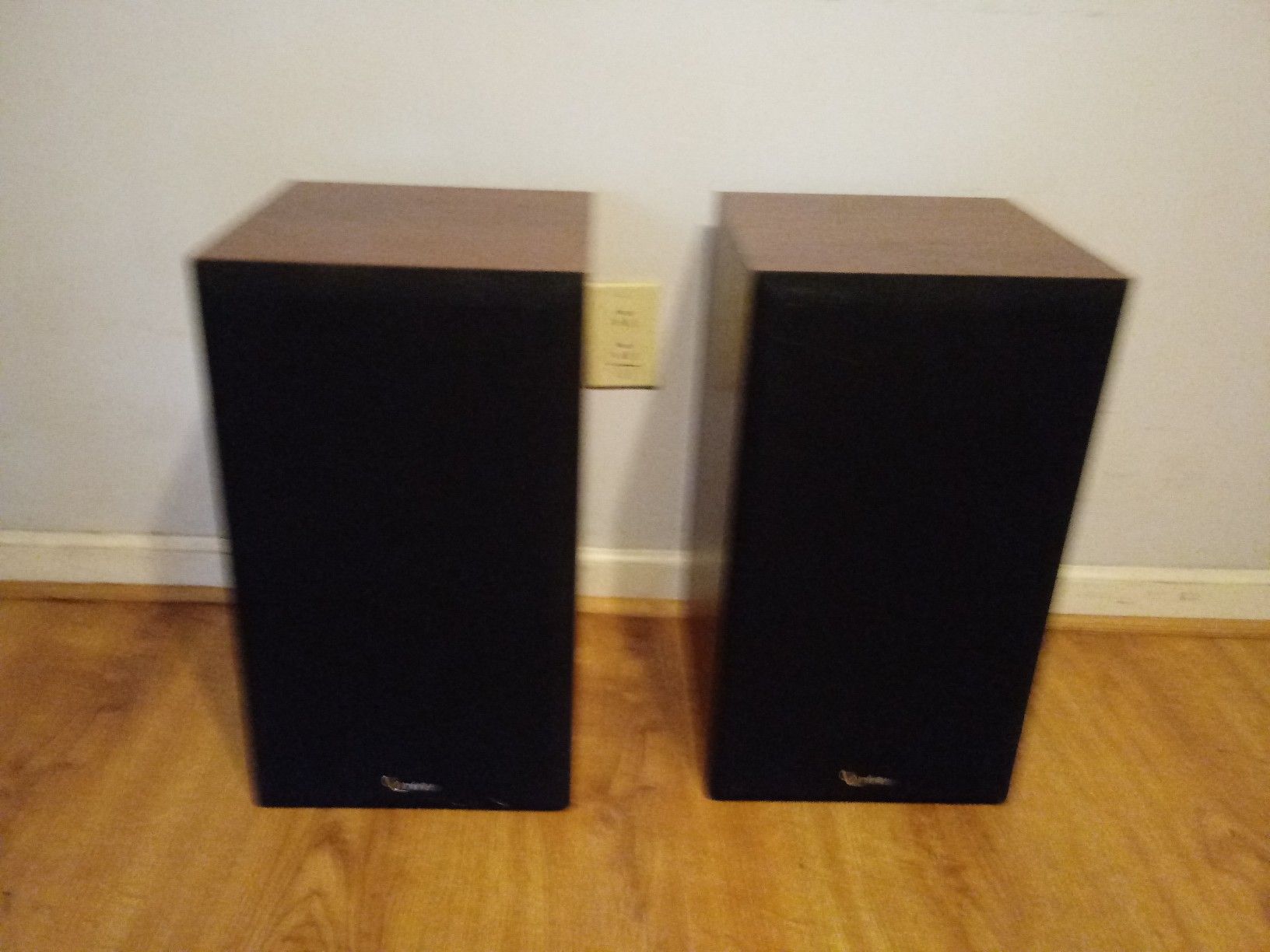 Infinity sm 102 speakers