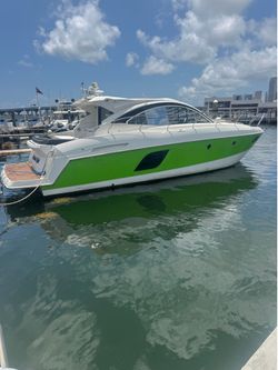 60 Ft Yacht