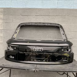 2018 - 2020 AUDI Q5 SQ5 Tail Gate Lift Gate OEM