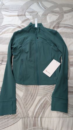 Lululemon women's size 10