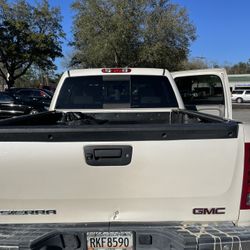 GMC Sierra 1500 Crew Cab