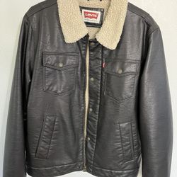 Levi’s Leather Jacket S