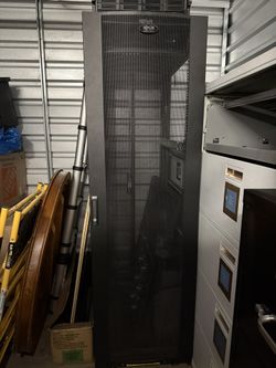 Tripp Lite 42U Server rack Cabinet