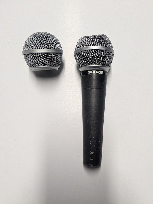 Shure SM 58 Handheld Cardioid, Dynamic Microphone With Replacement Head -NO OFFERS! Pickup in the Bronx – cash only