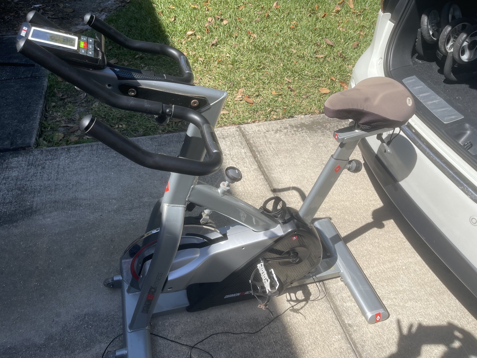 Diamondback Fitness 510ic Indoor Cycle Magnetic Trainer