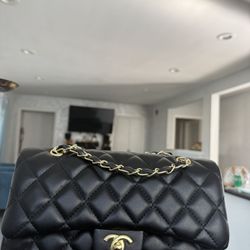 Caviar Leather Purse 