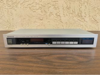 Vintage Kenwood Stereo Tuner