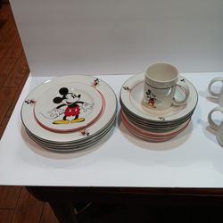 Vintage Mickey And Company Dinner Service For 4