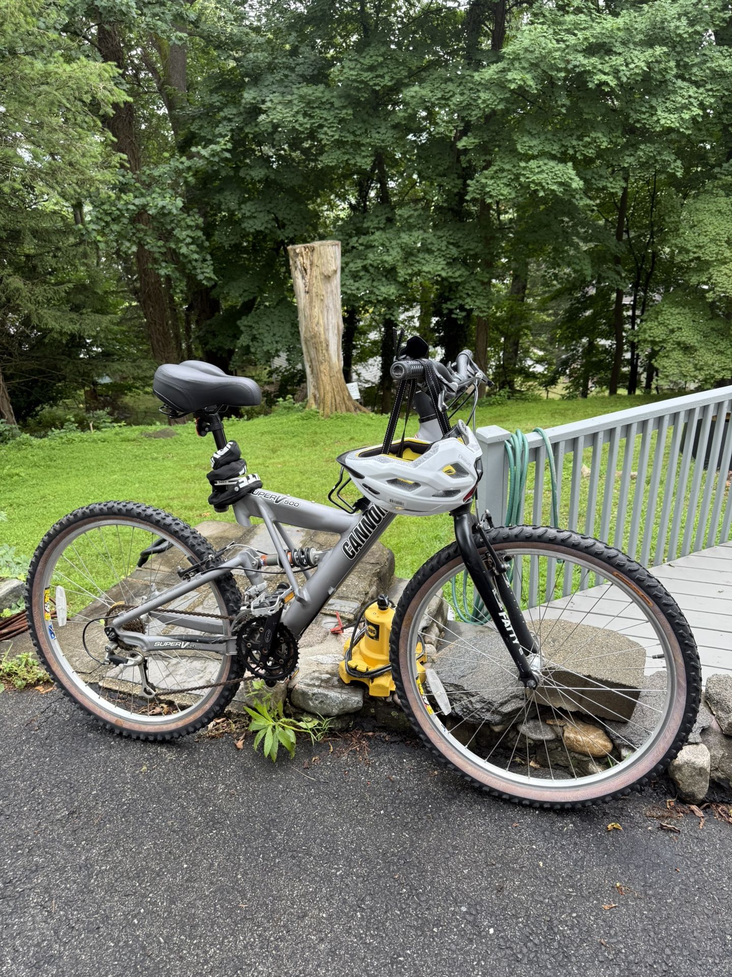 Cannondale Super V 500 Full Suspension MTB