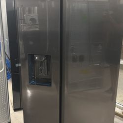 🚨Samsung Refrigerator Side By Side $699🚨