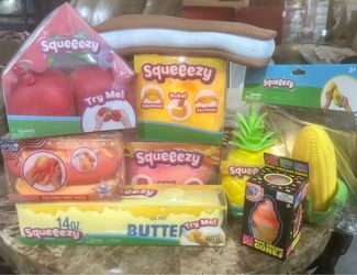 Giant Squeeezy Sunny Days and NeeDoh bundle