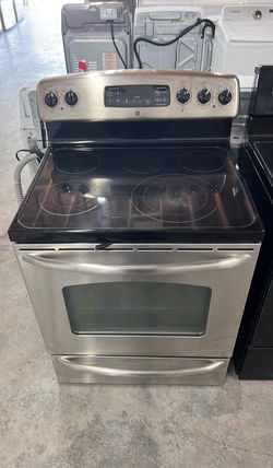 GE Stainless Electric Range – Smooth Top, Tested