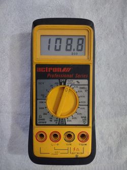 Contractor Digital Multi Meter