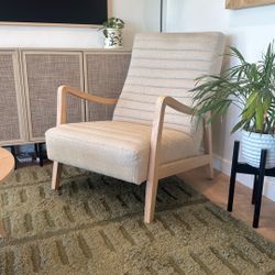 Four Hands Chance Chair In Natural Linen $150 OBO