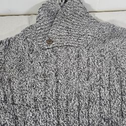 Boy's Cable Knit Sweater.  Size 5T.  Color Grey