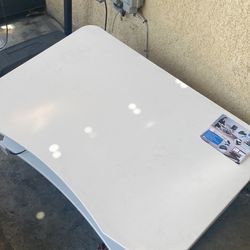 Retractable Keyboard Tray