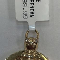 14KYG Vintage Bee Pendant Diamonds For Eyes 