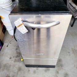 Kitchenaide Broken Down Ice Maker $20