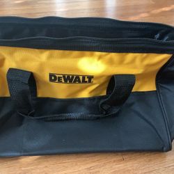 Dewalt Tool Bag 17x12x11