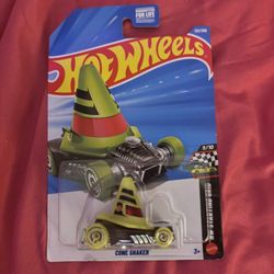 Cone Shaker Treasure Hunt Car