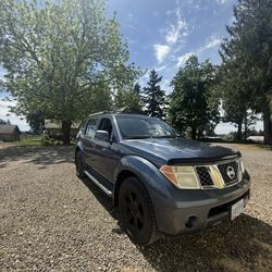 2005 Nissan Pathfinder 