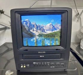 Philips 9" CRT TV With Built In VHS VCR With Remote And Gaming
