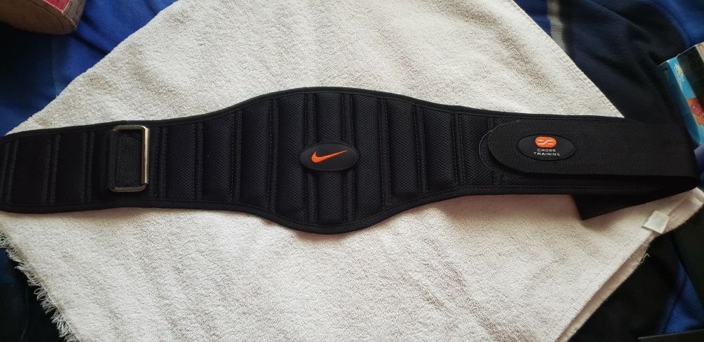 Nike Weightlifting Belt ✔