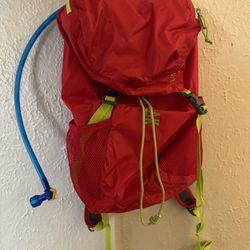 CamelBak Arete 18 Hydration Pack Red Yellow 50 Backpack Bag Lightweight
