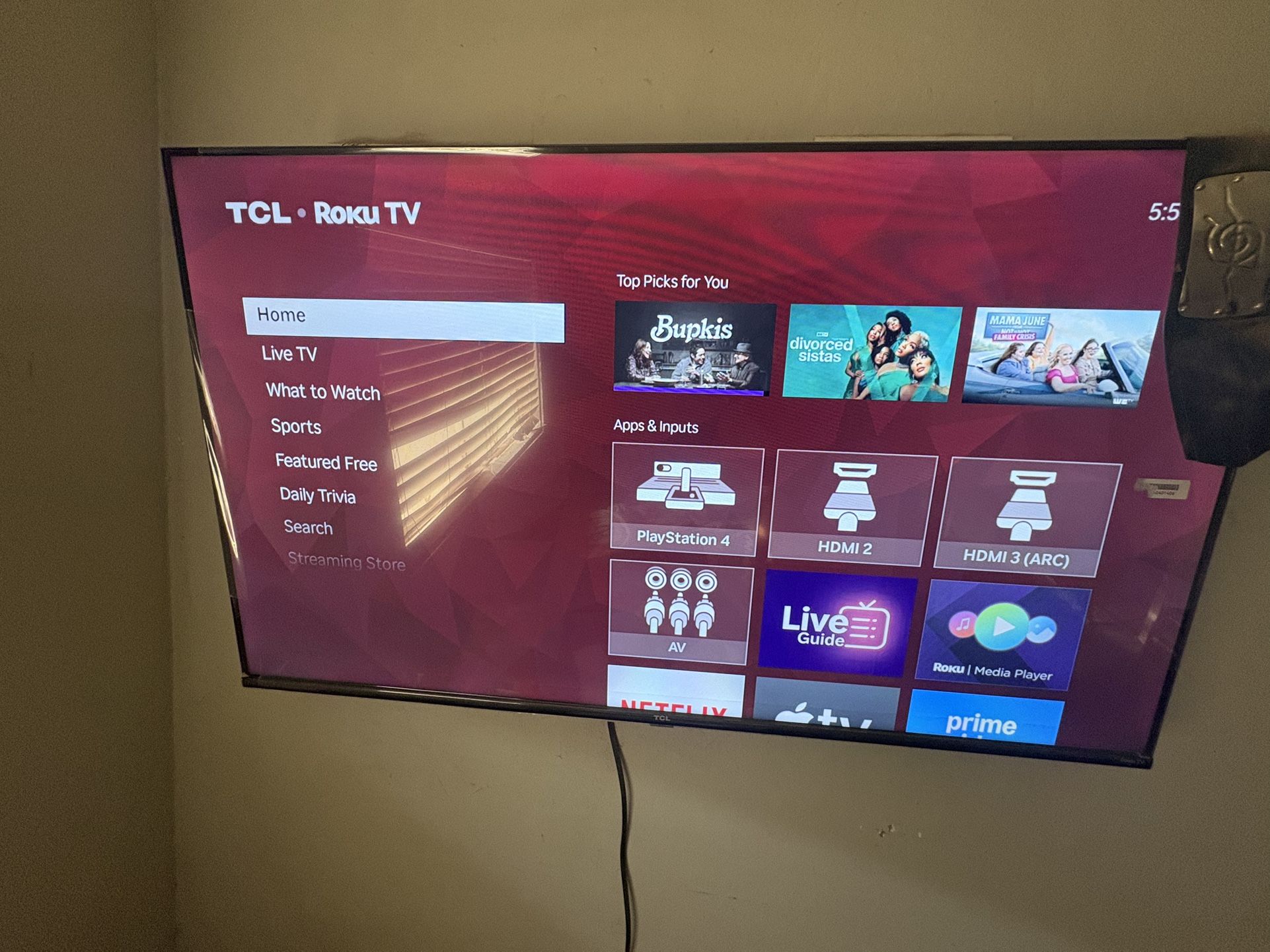 Brand New 43’ Smart Tv 