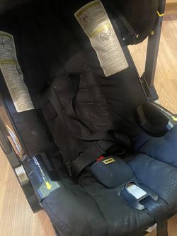 Doona All Black Stroller
