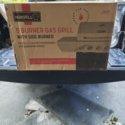 Brand New, Never. Been Used Grill 