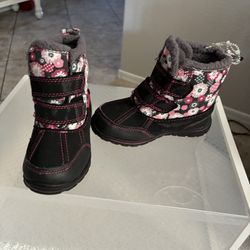 Boots Snow ☃️ Kids Size.7