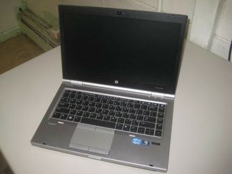 14" hp laptop-i7(3540m cpu)3.0ghz,8gigs, 120ssd,webcam, bluetooth,