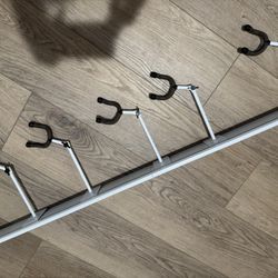 String Swing Guitar Wall Rack - White