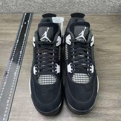 Jordan 4 White Thunder – Men’s Size 10