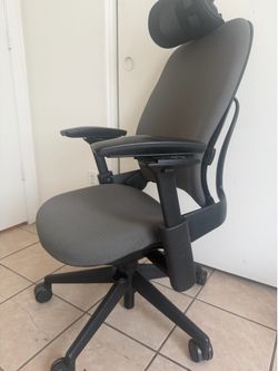 Steelcase v2 office chair