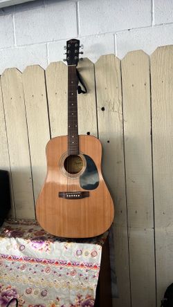 Fender Acoustic Guitar