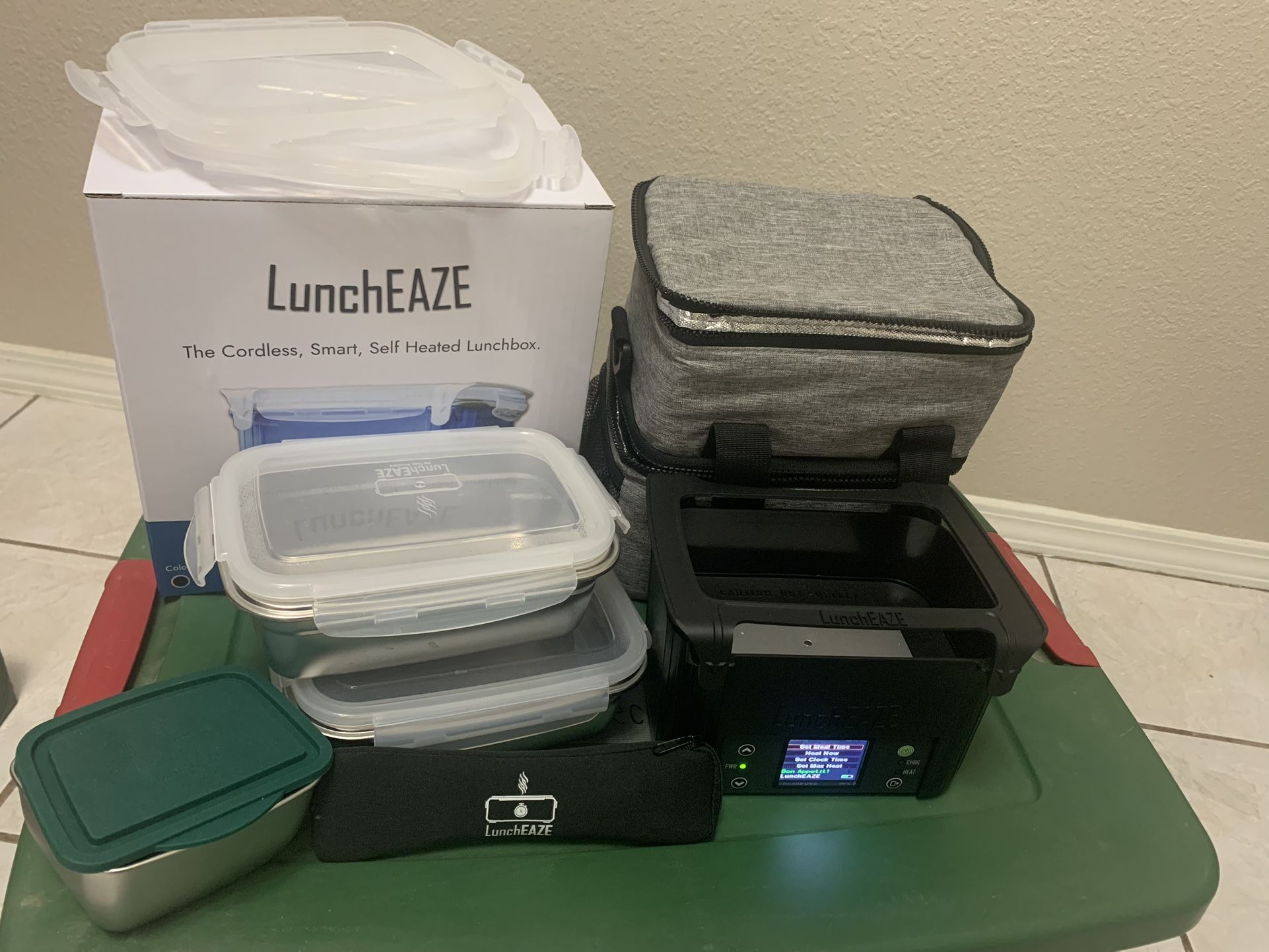 LunchEaze Self Heating lunchbox