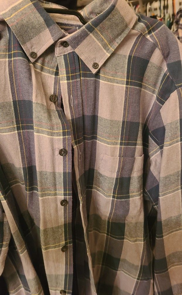Excellent Club Room Men’s Flannel Plaid Shirt - Size M - 100% Cotton